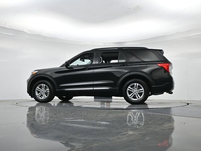 Certified 2021 Ford Explorer XLT w/ Equipment Group 202A AWD/4WD image 39