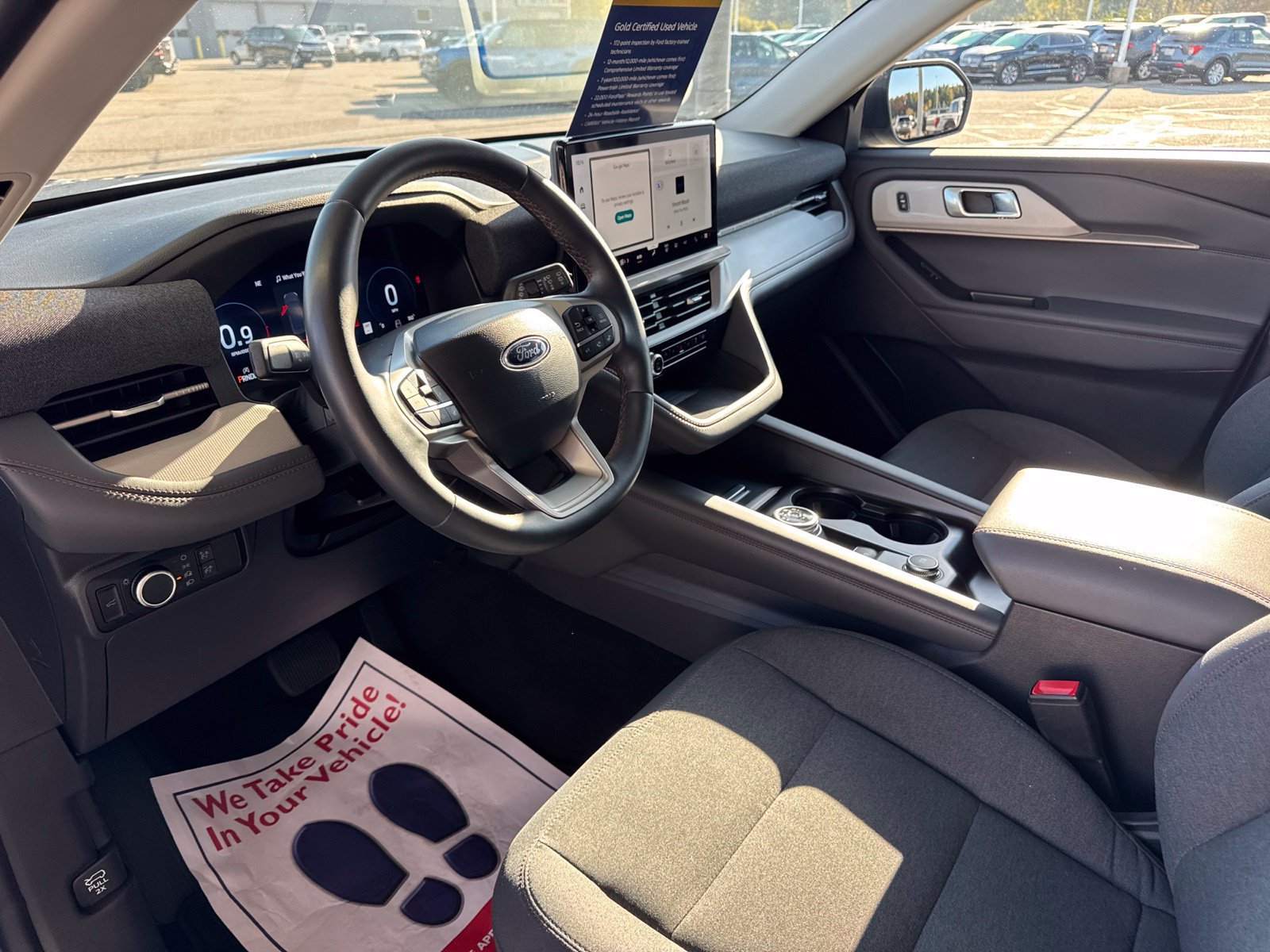 Certified 2025 Ford Explorer Active AWD/4WD image 24