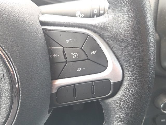 Used 2021 Jeep Renegade Latitude w/ Convenience Group AWD/4WD image 36