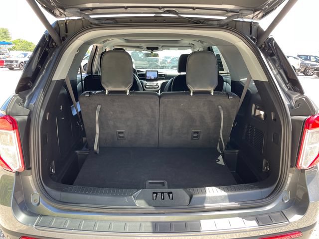 Certified 2022 Ford Explorer XLT w/ Equipment Group 202A AWD/4WD image 16