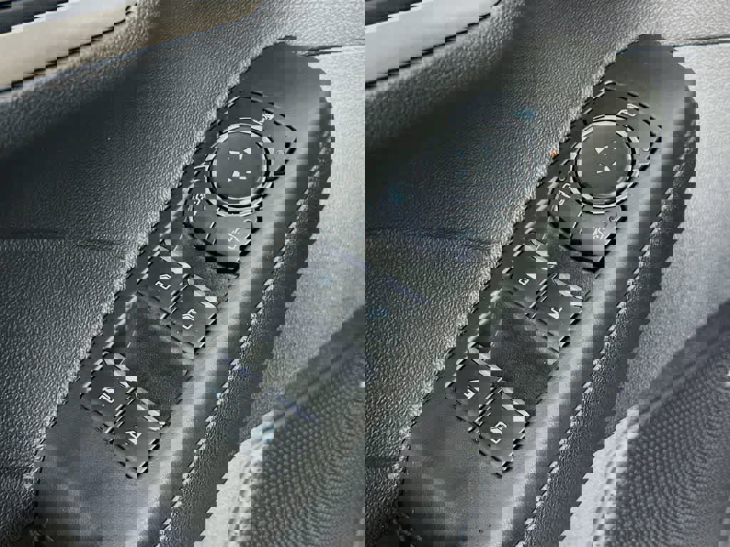 Certified 2022 Ford Escape SEL image 28