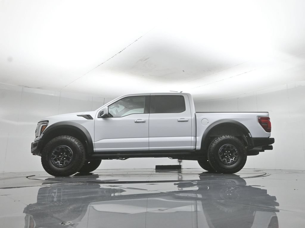 Certified 2025 Ford F150 Raptor w/ Equipment Group 803A Raptor R AWD/4WD image 8