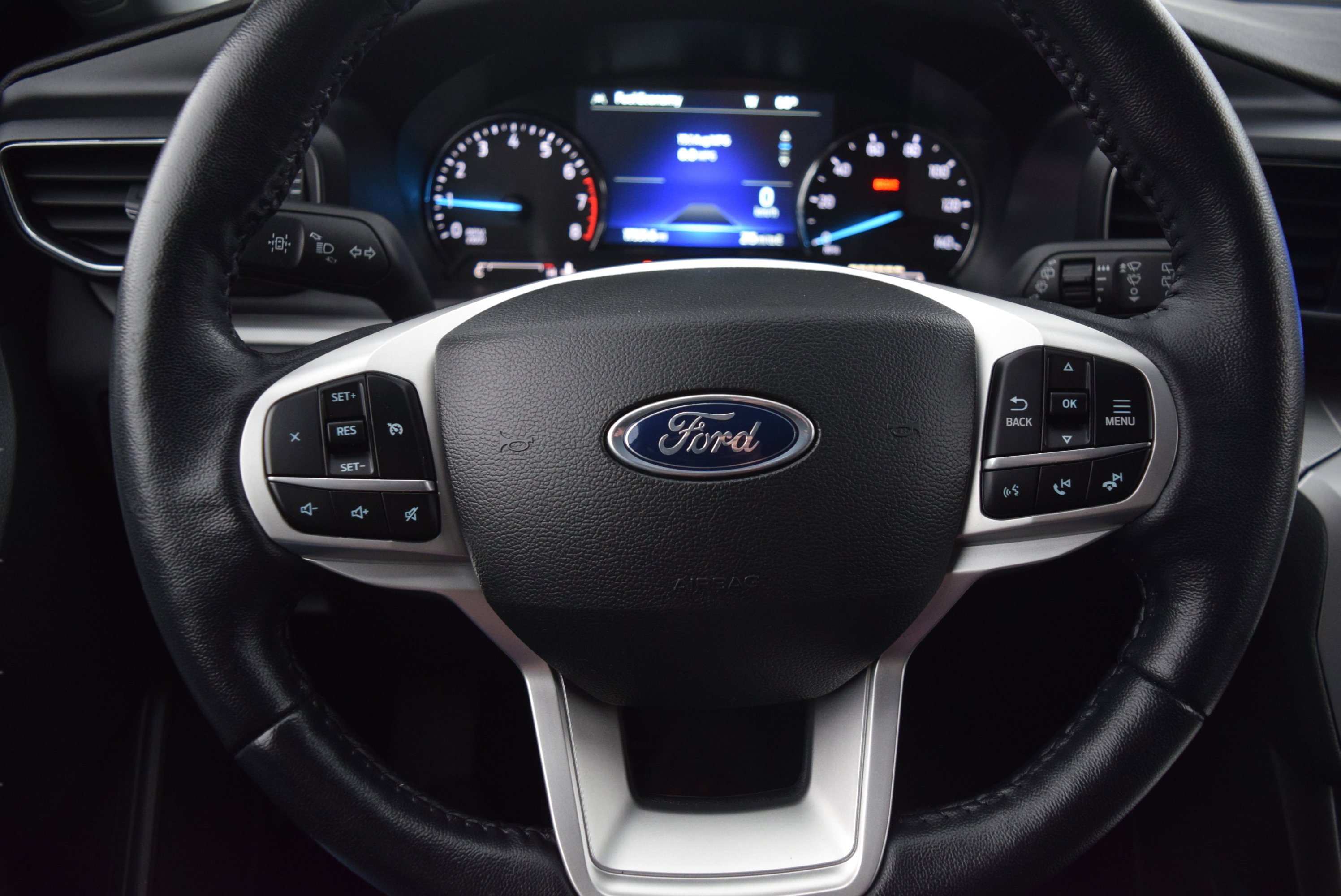 Certified 2023 Ford Explorer XLT w/ Equipment Group 202A image 11