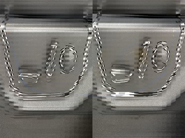 Certified 2022 Ford Expedition Max Platinum image 4