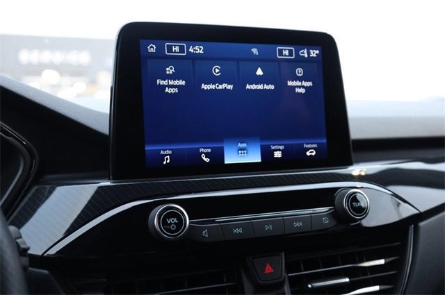 Certified 2024 Ford Escape ST-Line image 11