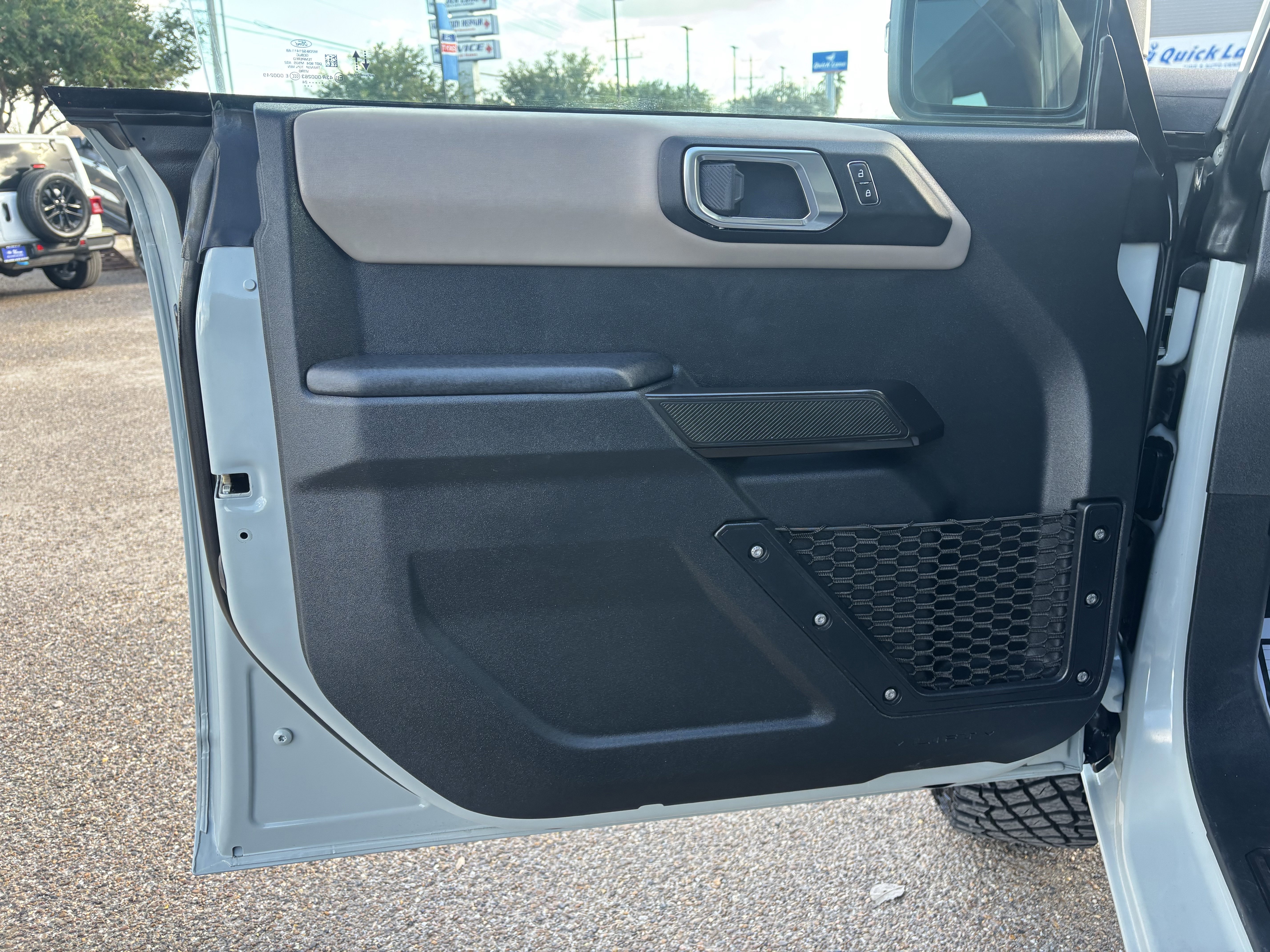 Certified 2024 Ford Bronco Wildtrak image 9