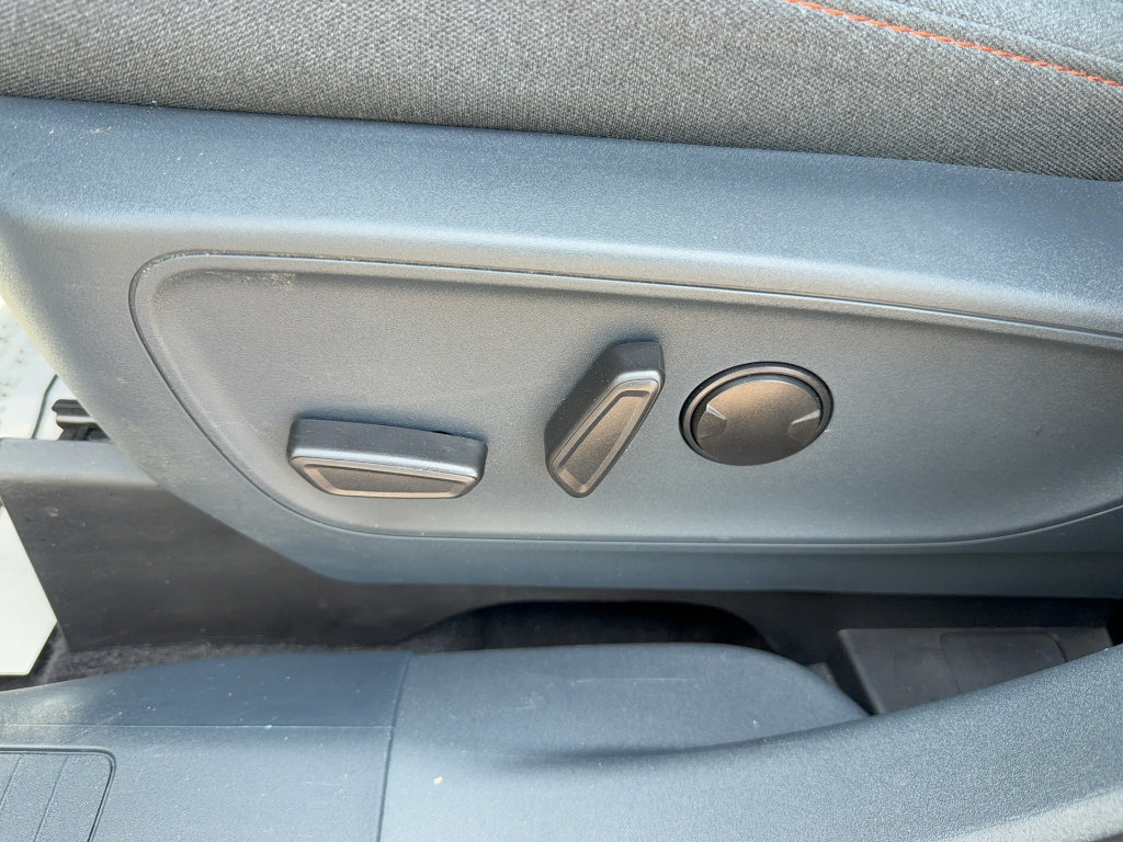 Certified 2023 Ford Maverick XLT w/ Equipment Group 300A Standard image 31