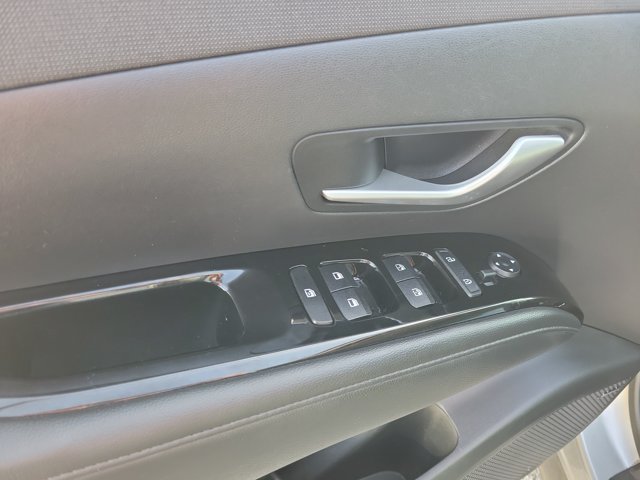 Used 2022 Hyundai Tucson Limited w/ Cargo Package FWD image 23