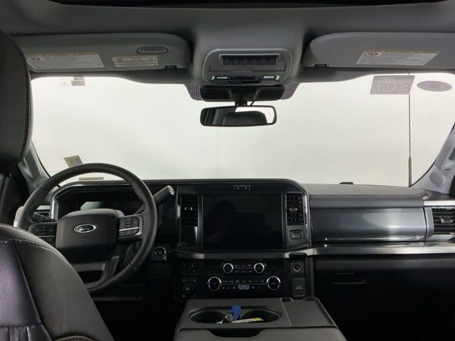 Certified 2025 Ford F350 Lariat w/ Black Appearance Package image 27
