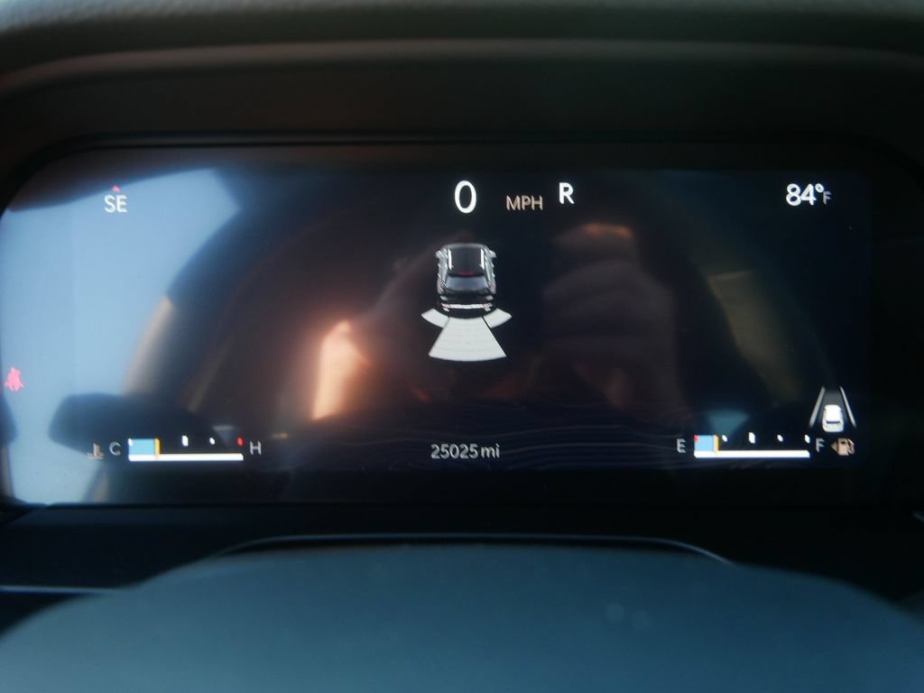 Used 2024 Jeep Grand Cherokee Altitude AWD/4WD image 26