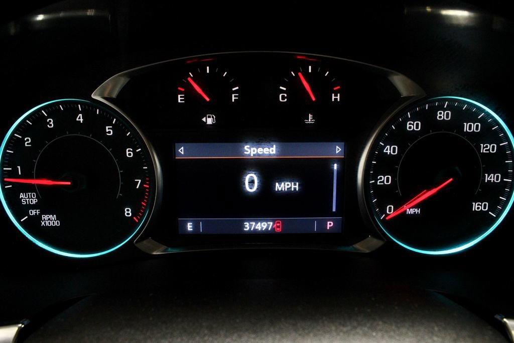 Used 2023 Chevrolet Traverse LT FWD image 30