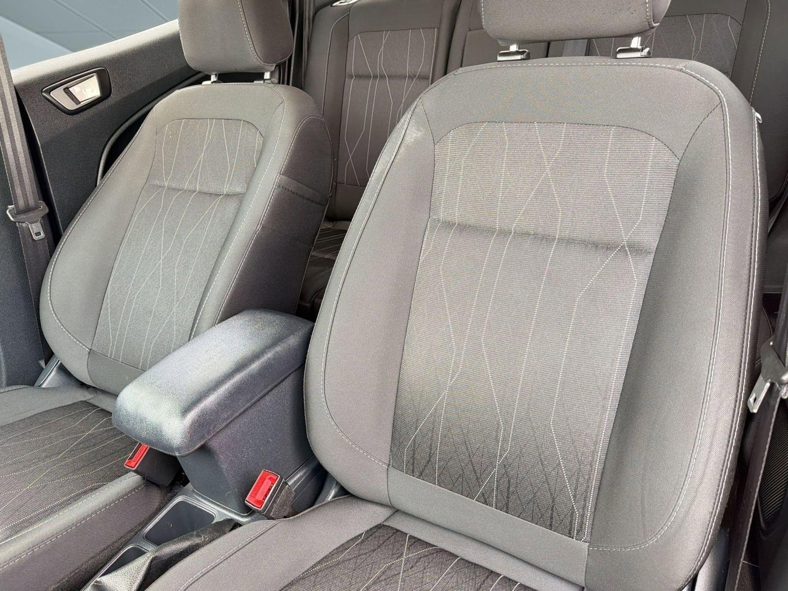 Certified 2021 Ford EcoSport SE w/ SE Convenience Package FWD image 24