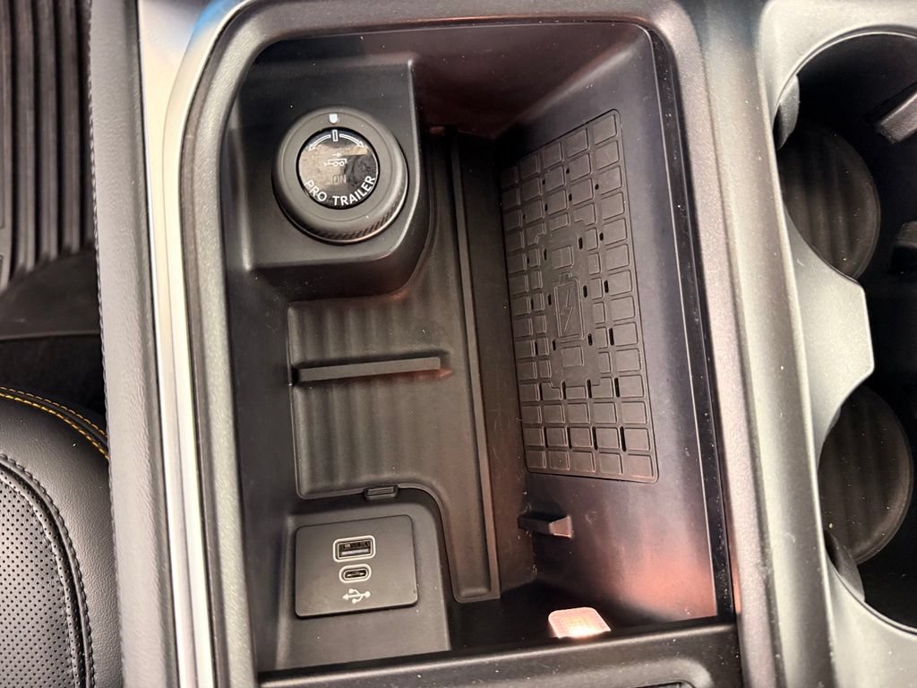 Certified 2025 Ford Expedition Tremor AWD/4WD image 27