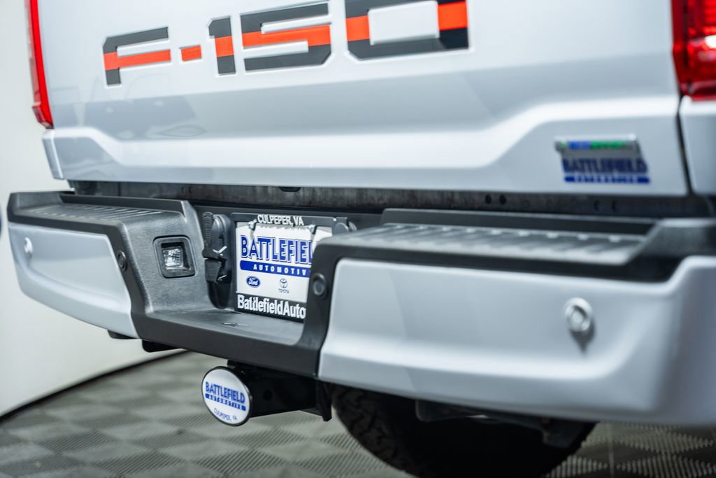 Certified 2022 Ford F150 XLT w/ Equipment Group 302A High image 10