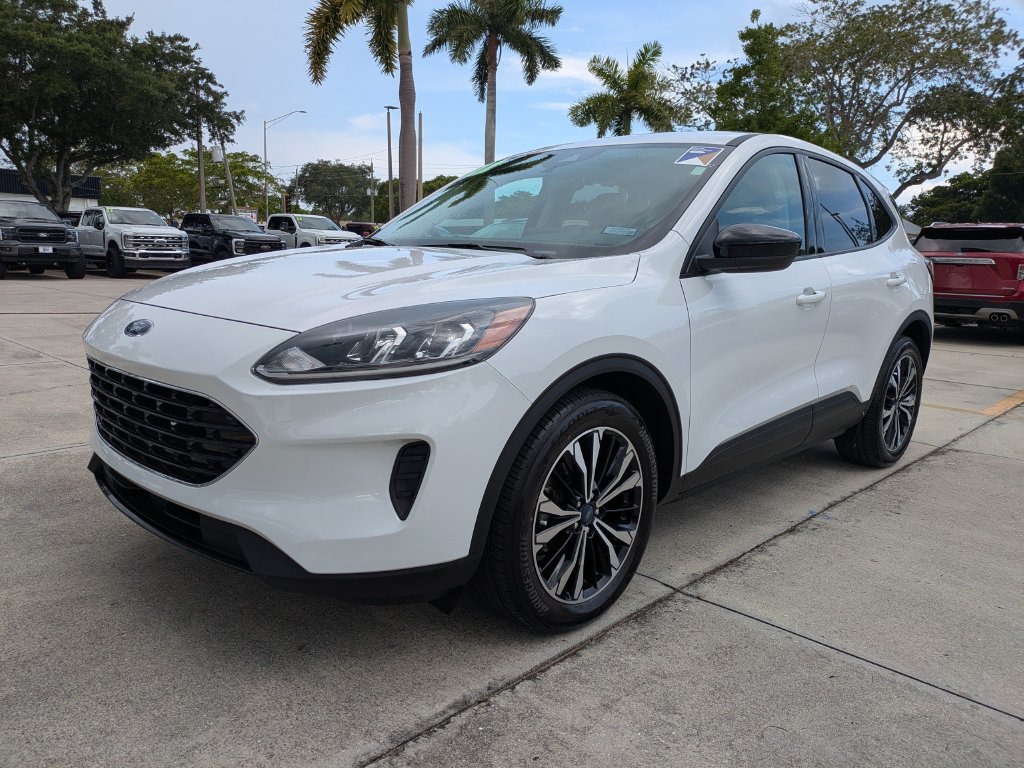 Certified 2022 Ford Escape SE FWD image 10