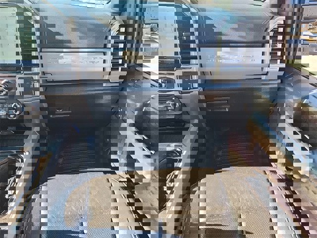 Certified 2022 Ford F250 Lariat w/ Black Appearance Package image 10