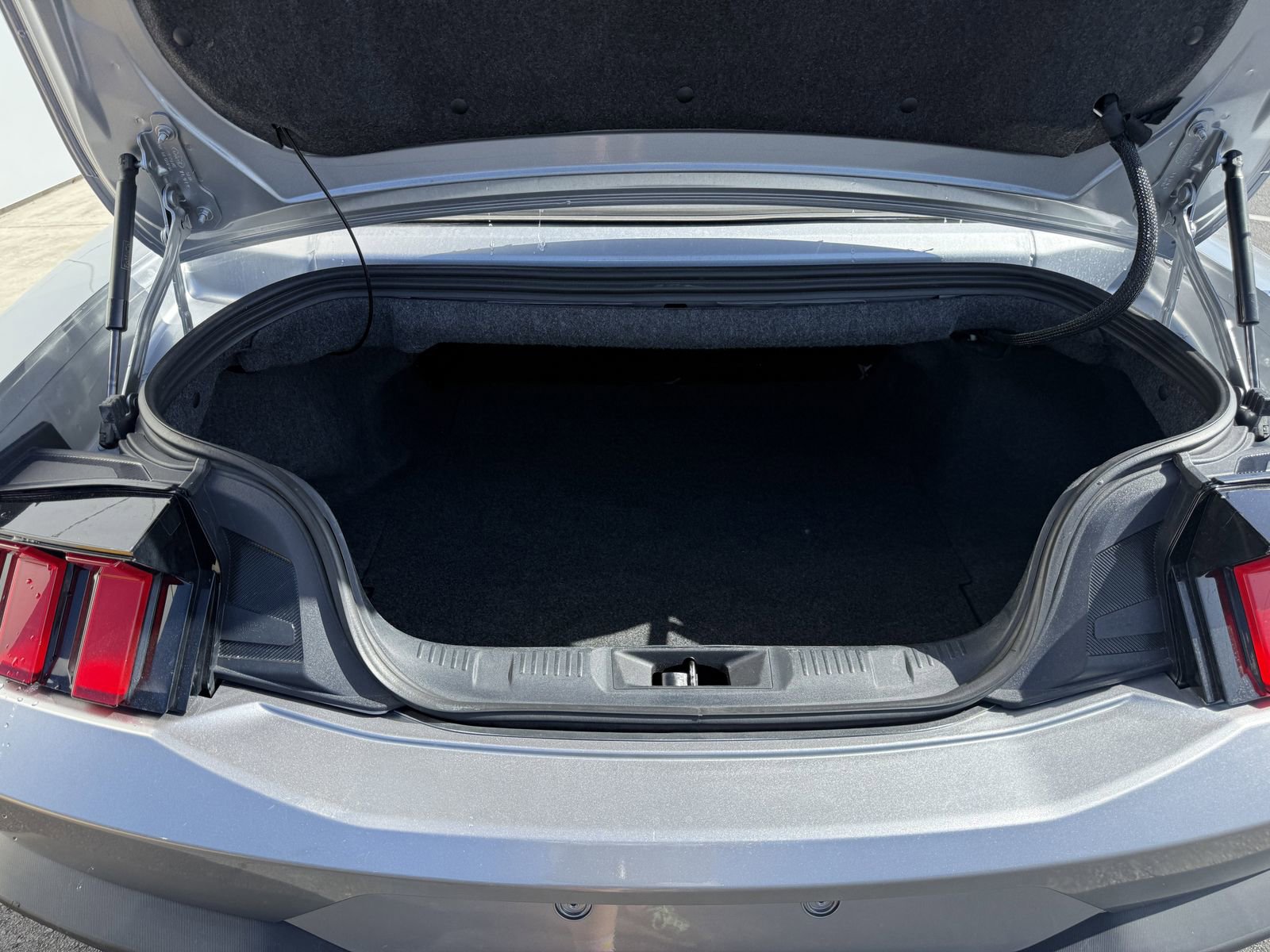 Certified 2024 Ford Mustang Premium image 8