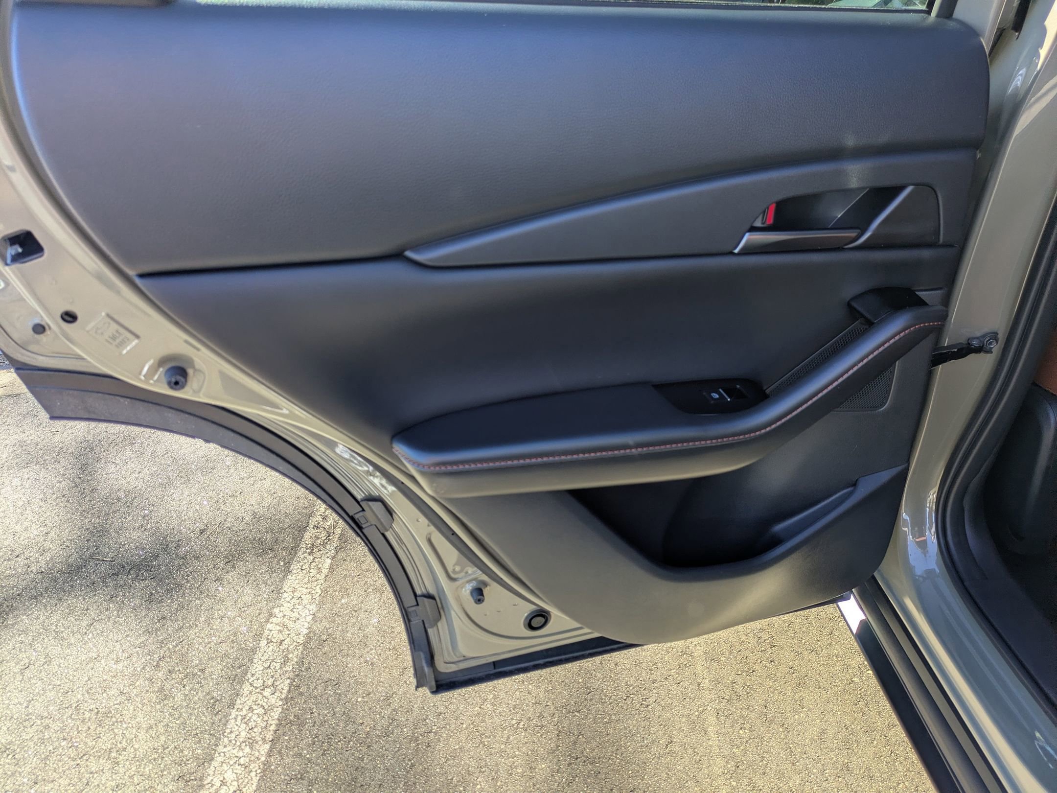 Used 2025 MAZDA CX-30 Carbon image 25