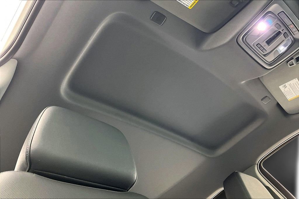 Used 2024 GMC Sierra 1500 SLT w/ SLT Premium Package image 23