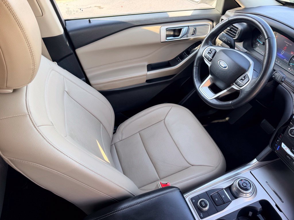 Certified 2023 Ford Explorer Limited AWD/4WD image 14