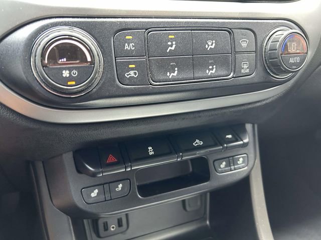 Used 2019 Chevrolet Colorado LT w/ Colorado RST Special Edition AWD/4WD image 26
