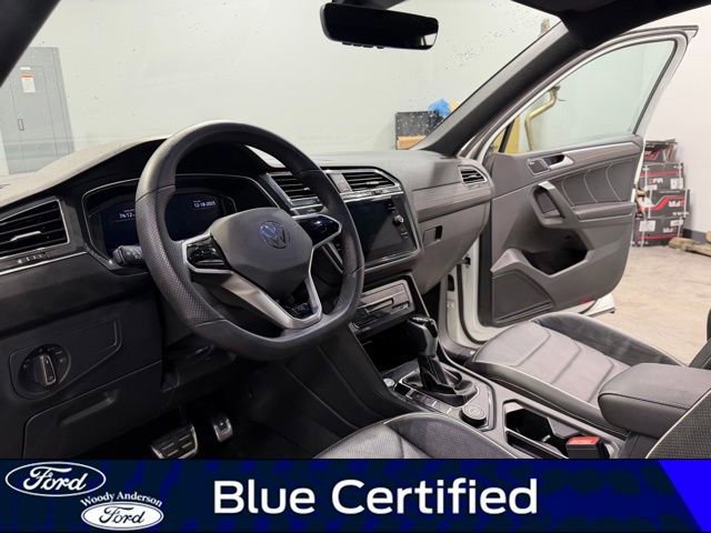 Used 2024 Volkswagen Tiguan SEL R-Line image 9