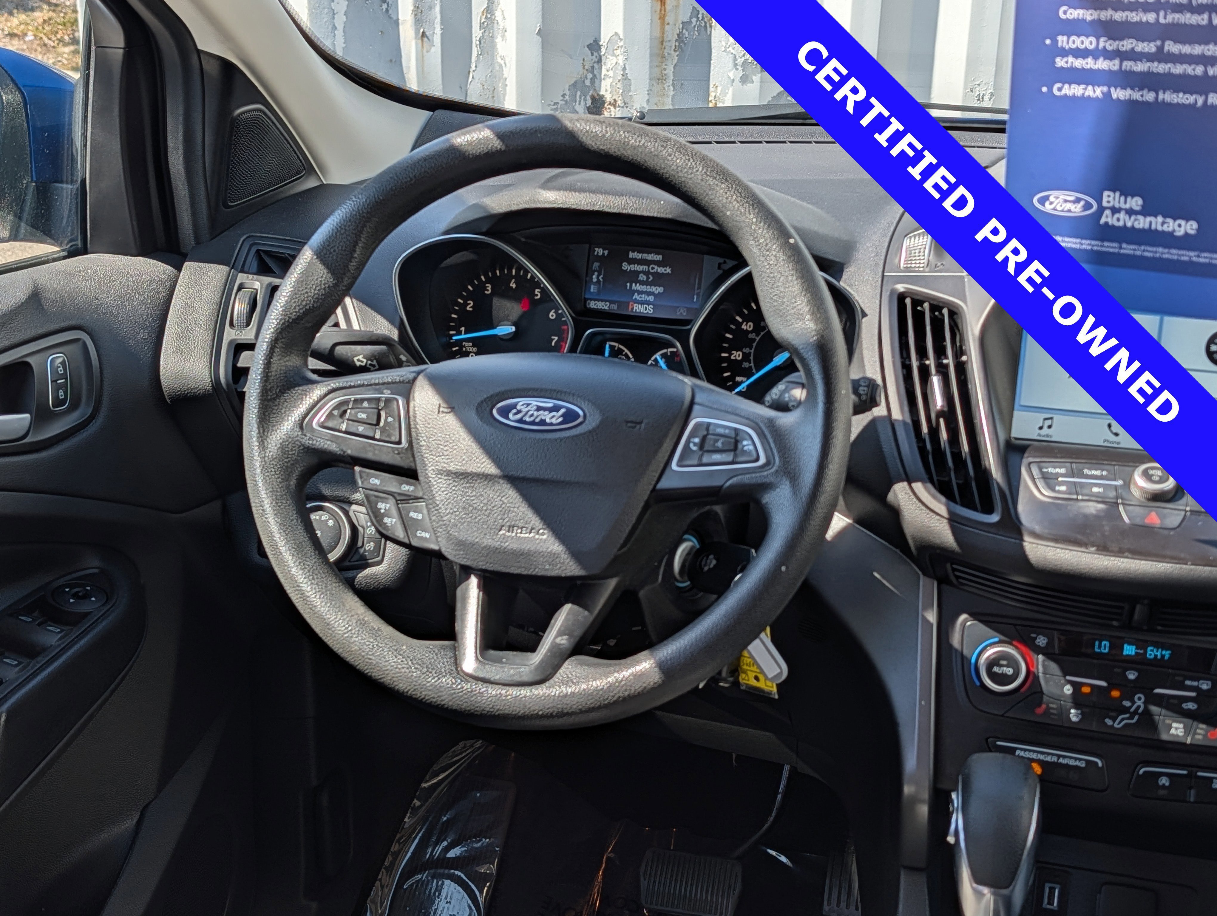 Certified 2018 Ford Escape SE w/ SE Sync 3 Package AWD/4WD image 16