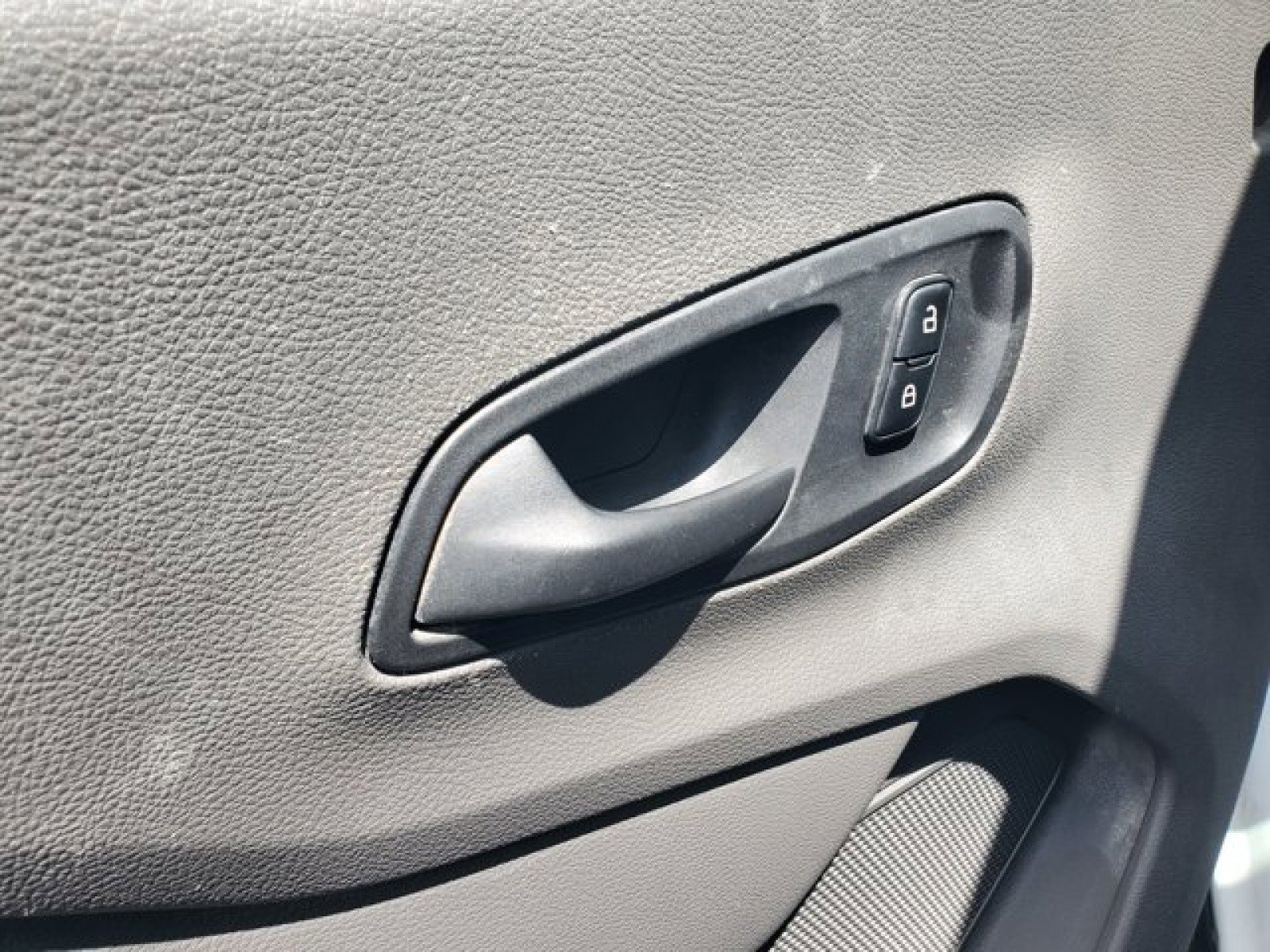 Certified 2021 Ford Transit 150 Low Roof w/ Load Area Protection Package RWD image 18