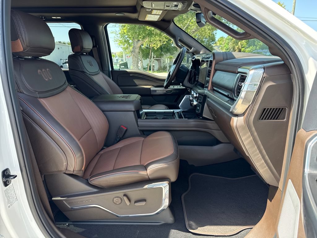 Certified 2025 Ford F350 King Ranch AWD/4WD image 30