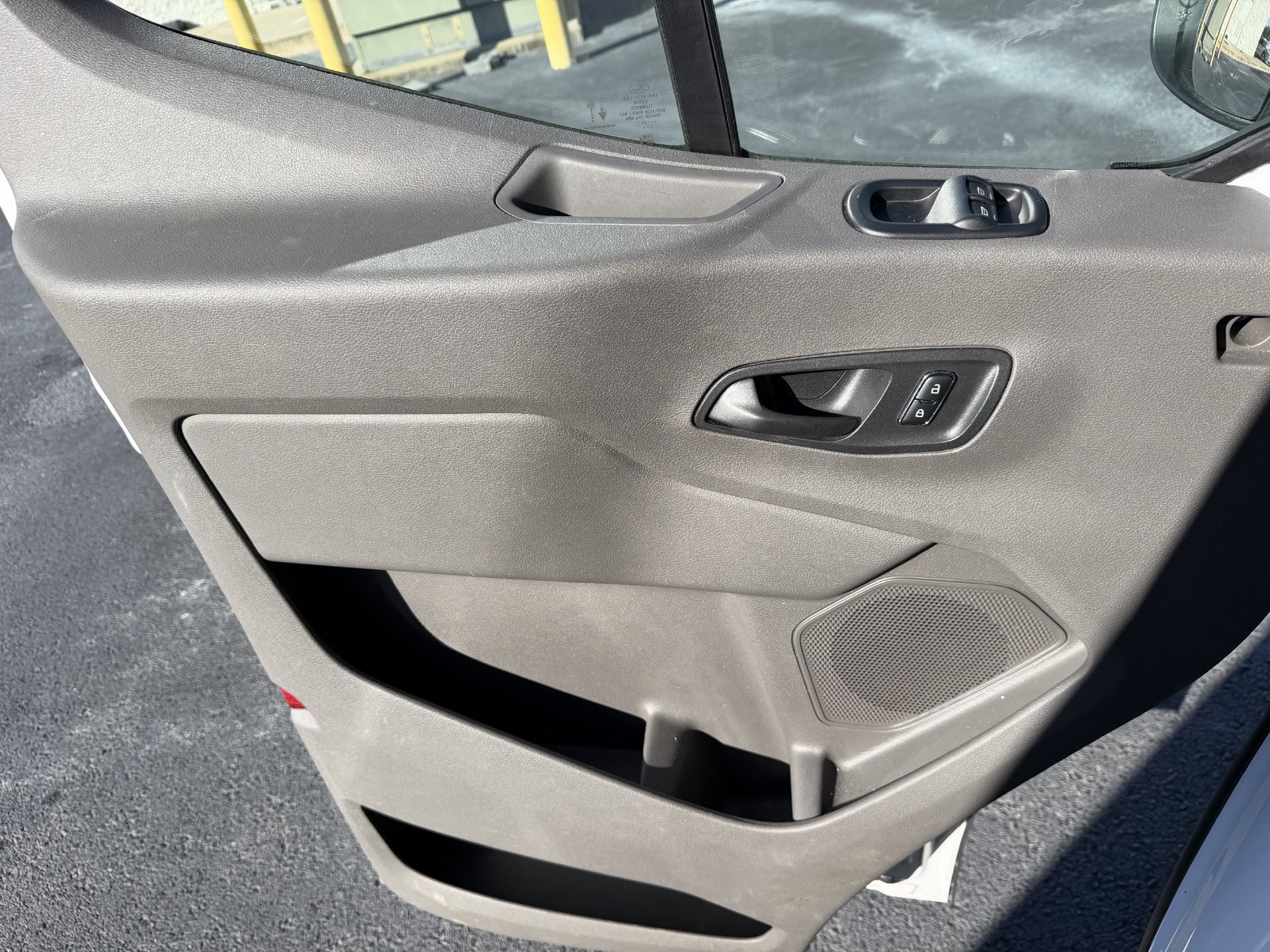 Certified 2025 Ford Transit 250 Low Roof w/ Exterior Upgrade Package RWD image 14
