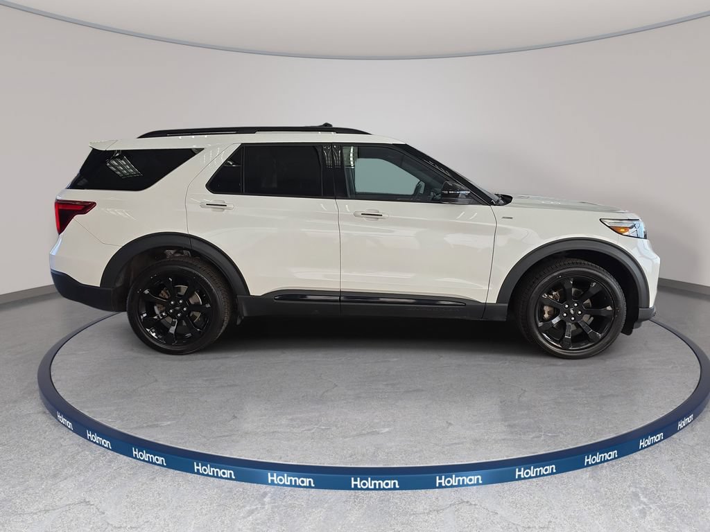Certified 2023 Ford Explorer ST-Line w/ Class IV Trailer Tow Package AWD/4WD image 4