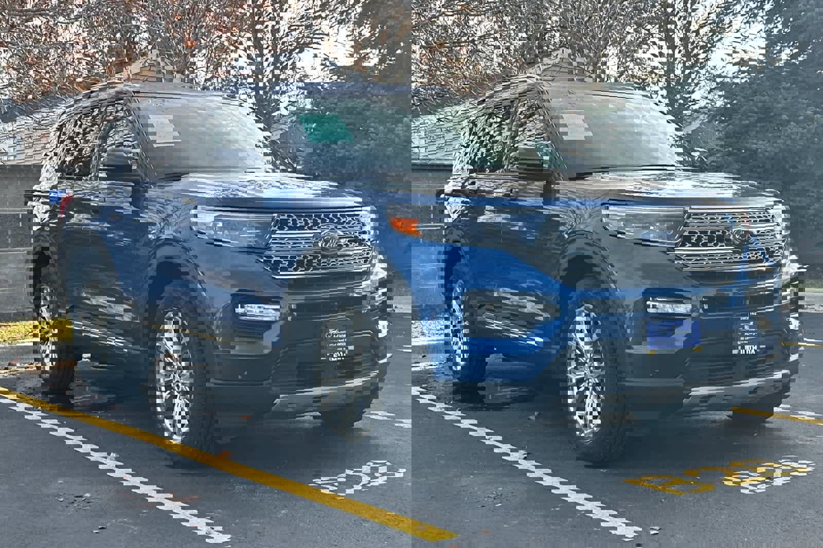 Certified 2022 Ford Explorer Limited w/ Equipment Group 301A image 5