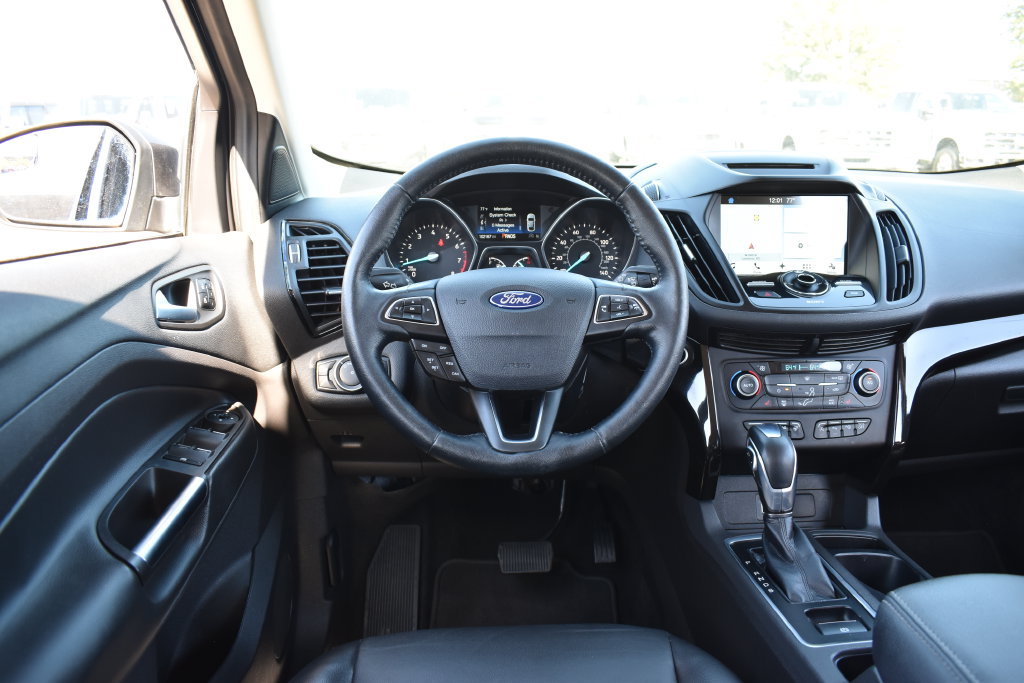Certified 2018 Ford Escape Titanium FWD image 16