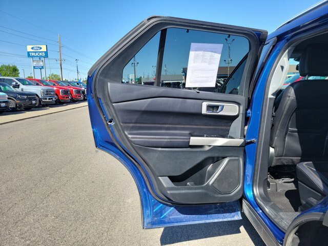 Certified 2022 Ford Explorer Limited w/ Equipment Group 301A AWD/4WD image 12