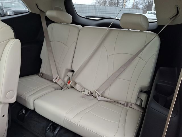 Used 2022 Buick Enclave Essence w/ Experience Buick Package image 10