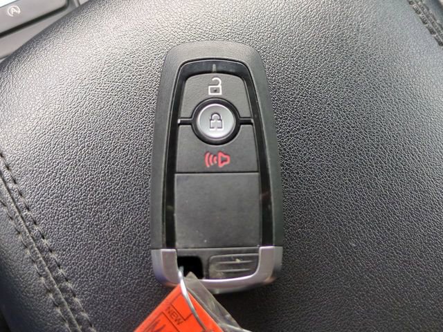 Certified 2022 Ford Edge SE image 30