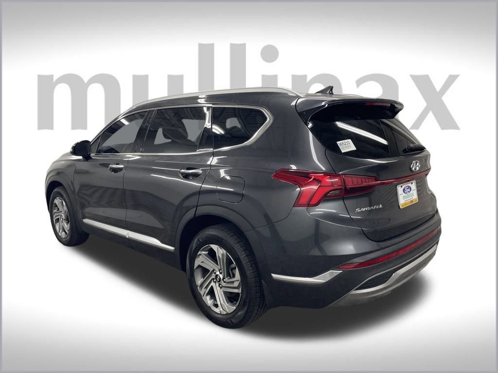 Used 2021 Hyundai Santa Fe SEL w/ Convenience Package image 2