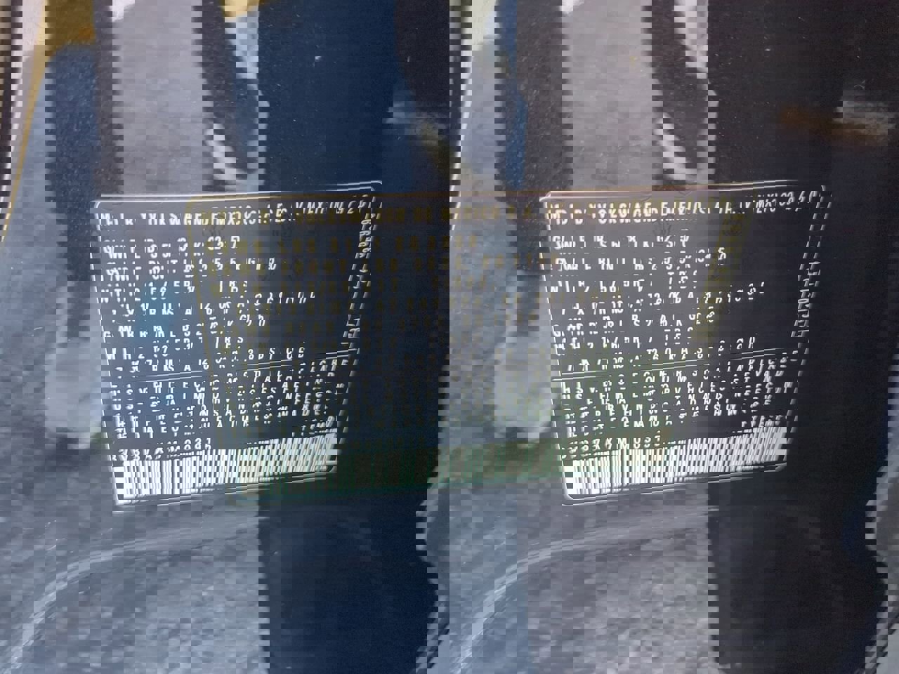 Used 2021 Volkswagen Tiguan SE image 27