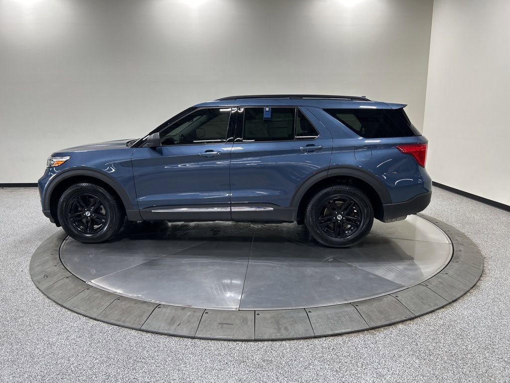 Certified 2020 Ford Explorer XLT w/ Equipment Group 202A AWD/4WD image 10