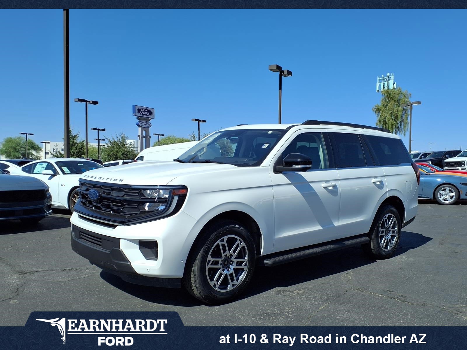 Certified 2025 Ford Expedition Active AWD/4WD image 1