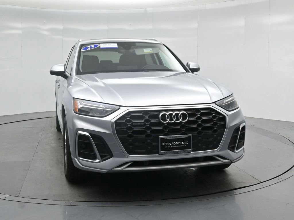 Used 2023 Audi Q5 2.0T Premium w/ Convenience Package image 6