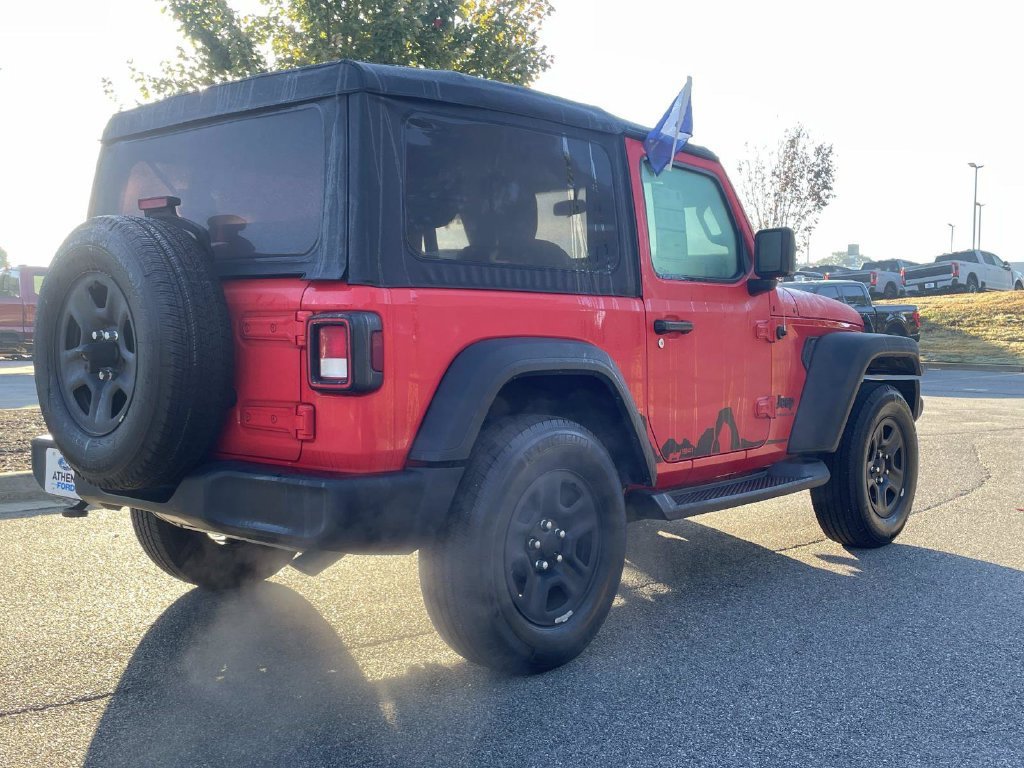 Used 2023 Jeep Wrangler Sport AWD/4WD image 3