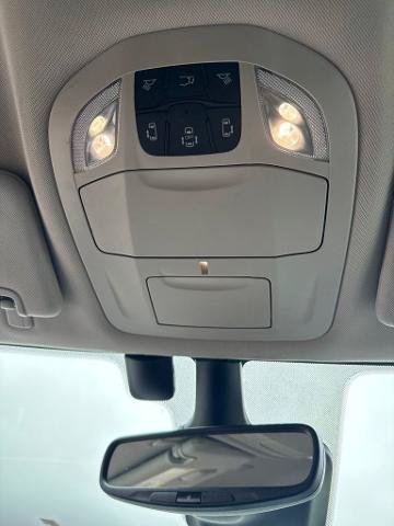 Used 2022 Chrysler Pacifica Touring-L FWD image 26