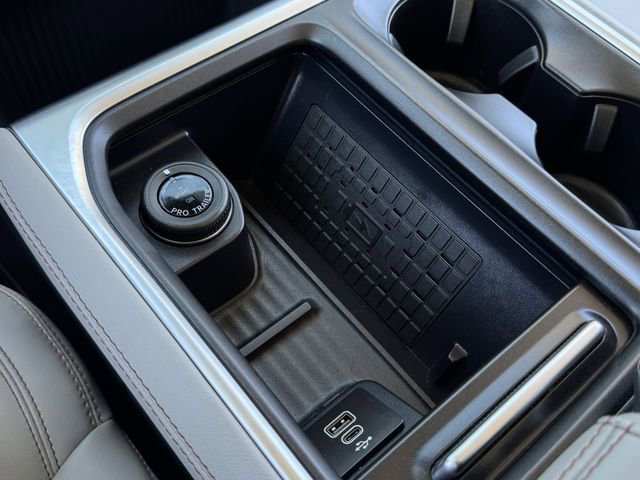 Certified 2025 Ford Expedition Active image 21