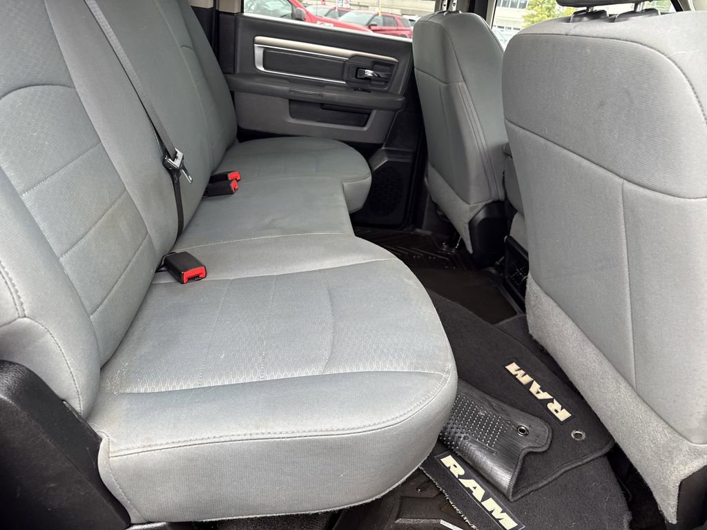 Used 2017 RAM 1500 Classic SLT image 13