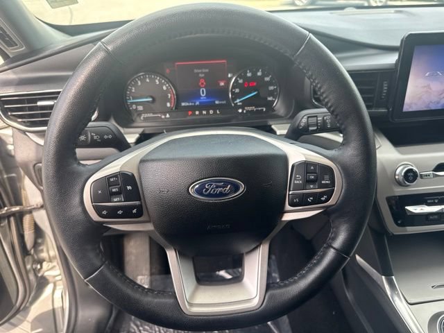 Certified 2023 Ford Explorer XLT w/ Equipment Group 202A AWD/4WD image 14