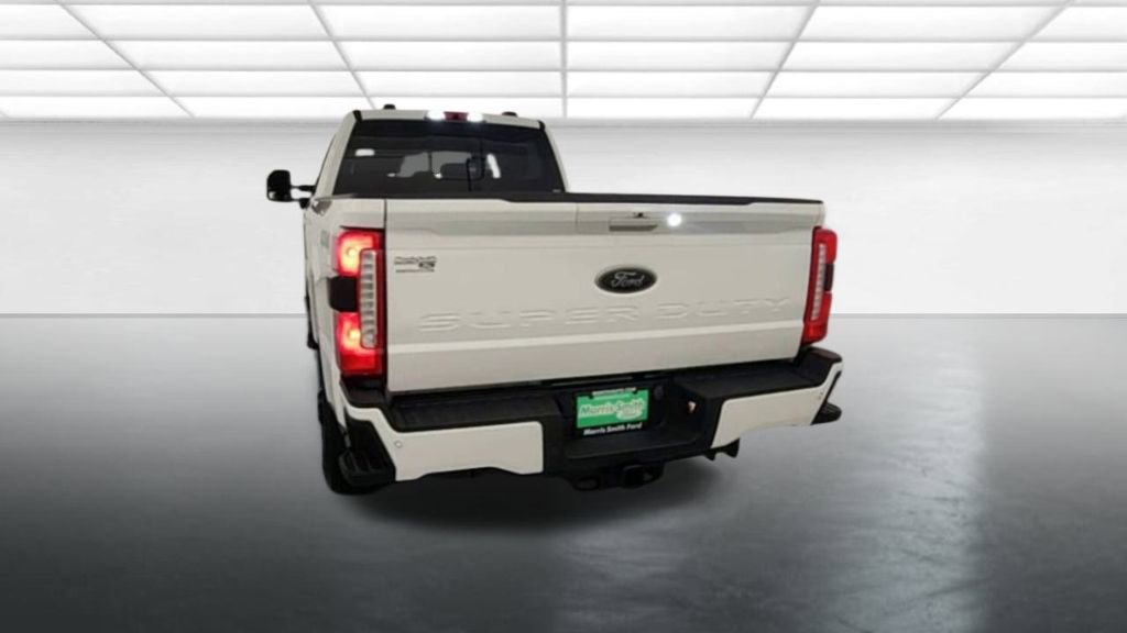 Certified 2024 Ford F250 Lariat w/ Black Appearance Package image 8