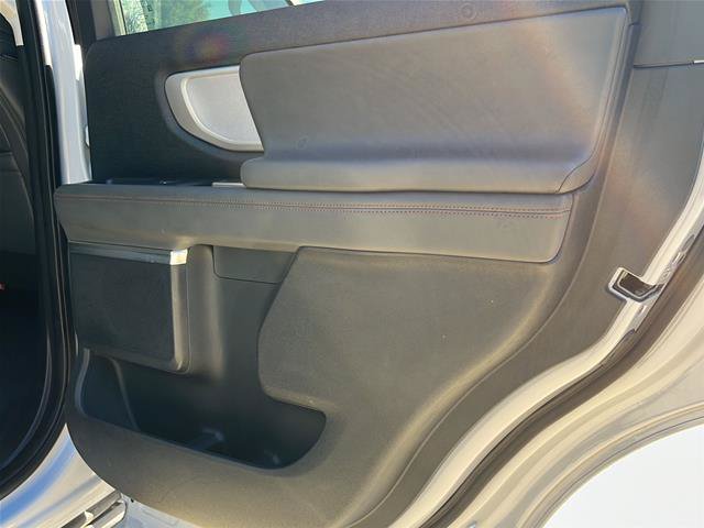 Certified 2025 Ford Expedition Active AWD/4WD image 22