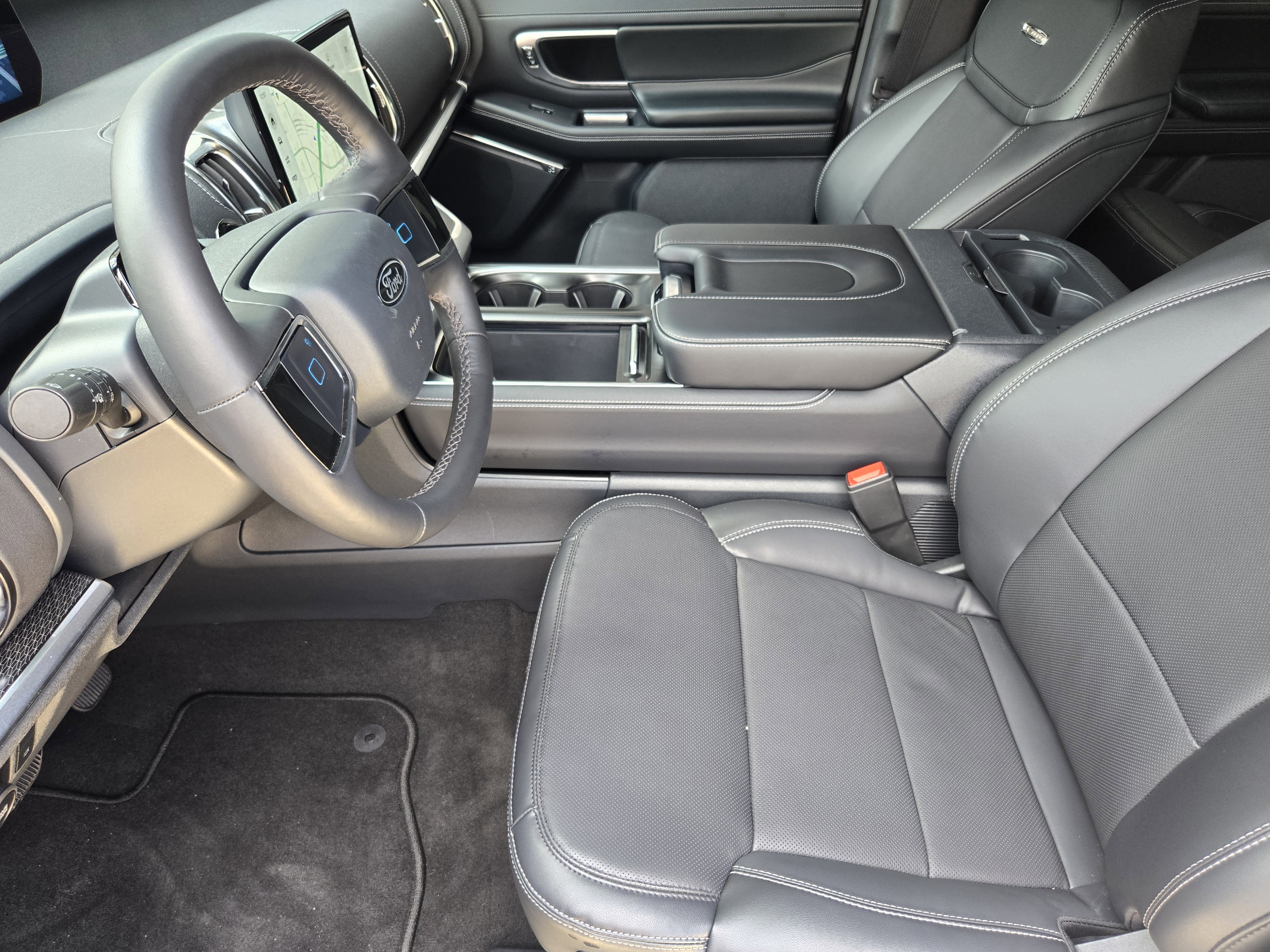 Certified 2026 Ford Expedition Max Platinum w/ Stealth Appearance Package AWD/4WD image 9