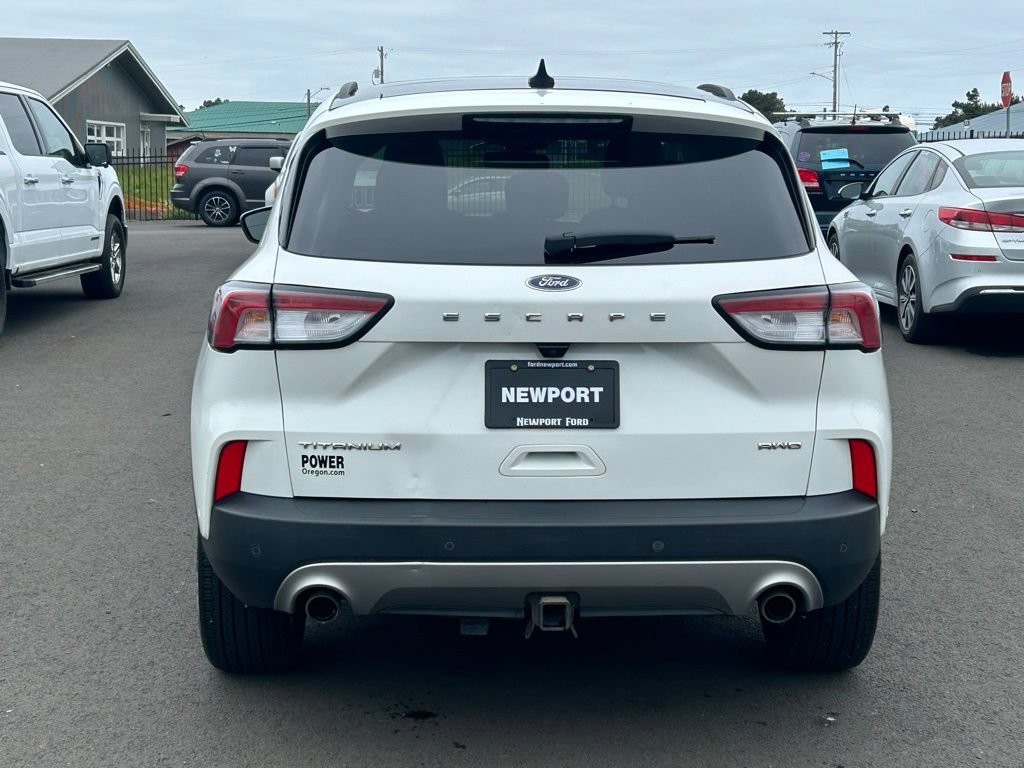 Certified 2022 Ford Escape Titanium w/ Titanium Elite Package AWD/4WD image 8